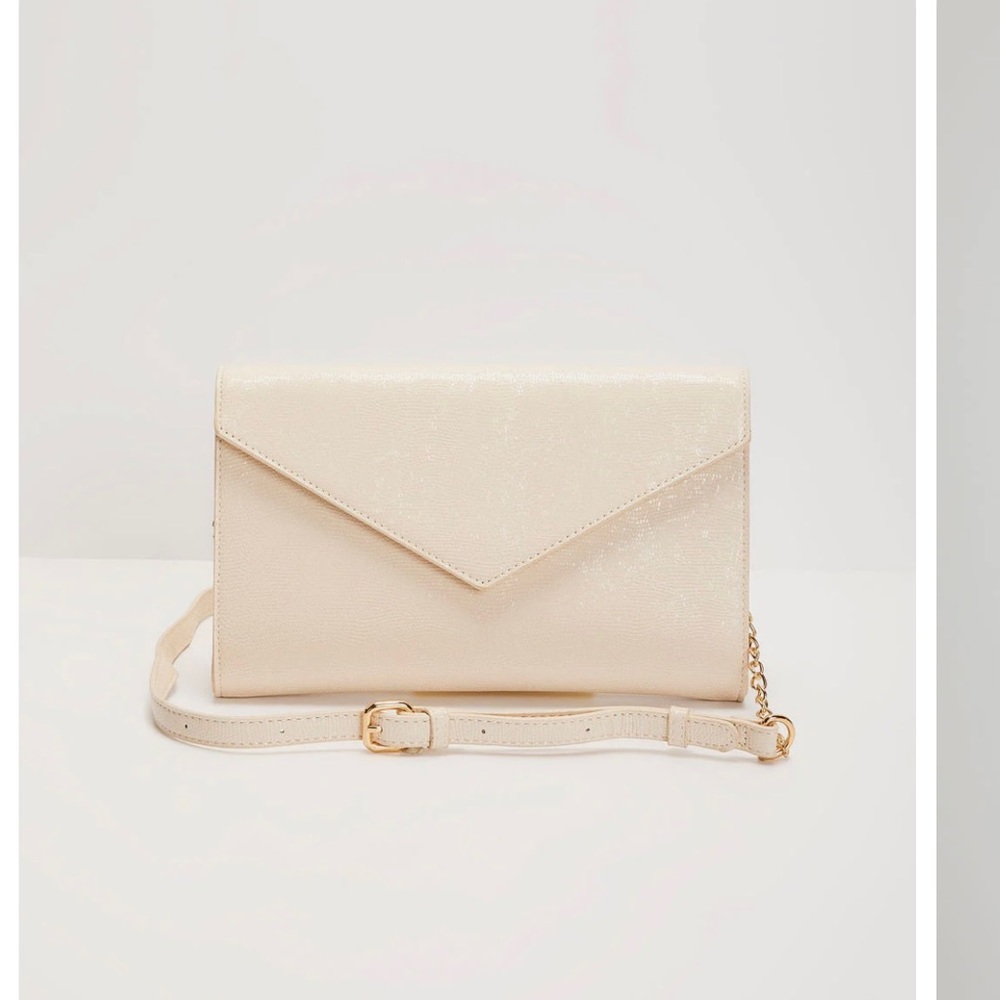 Vici NWT bone envelope purse